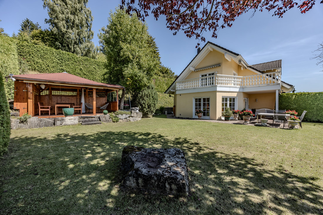 Immobilien HDR Foto eines Haus; fotografiert von Fotoboss.ch